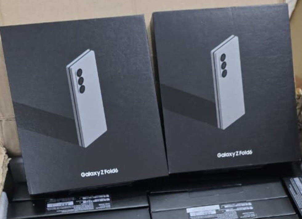 Samsung Galaxy Z Fold 6 12GB 256GB OPEN BOX 100% Condition Demo Units with Box And Accessories